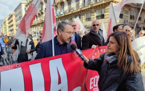 Pedicini manifestazione Napoli